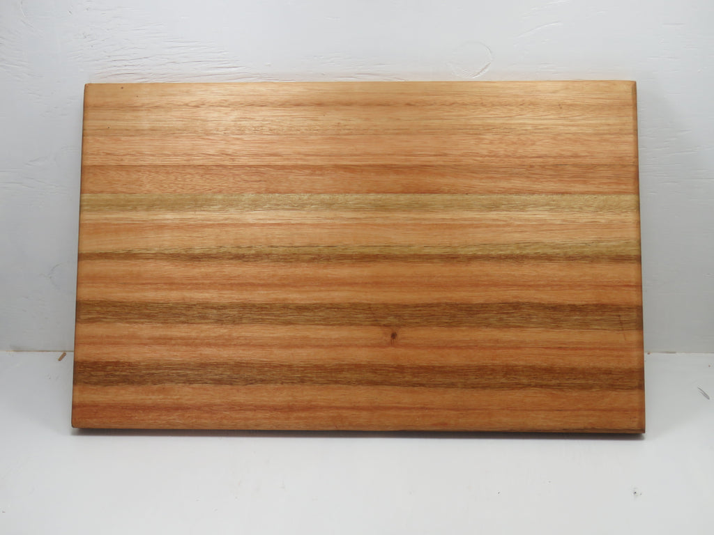 Saligna Edge Grain Cutting Board